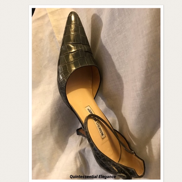 MANOLO BLAHNIK Gray Alligator D’Orsay Pumps - Picture 5 of 6
